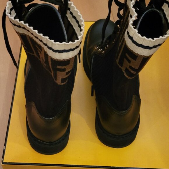Fendi Black Leather Biker Boots with Fabric, size 7 - Picture 2 of 5